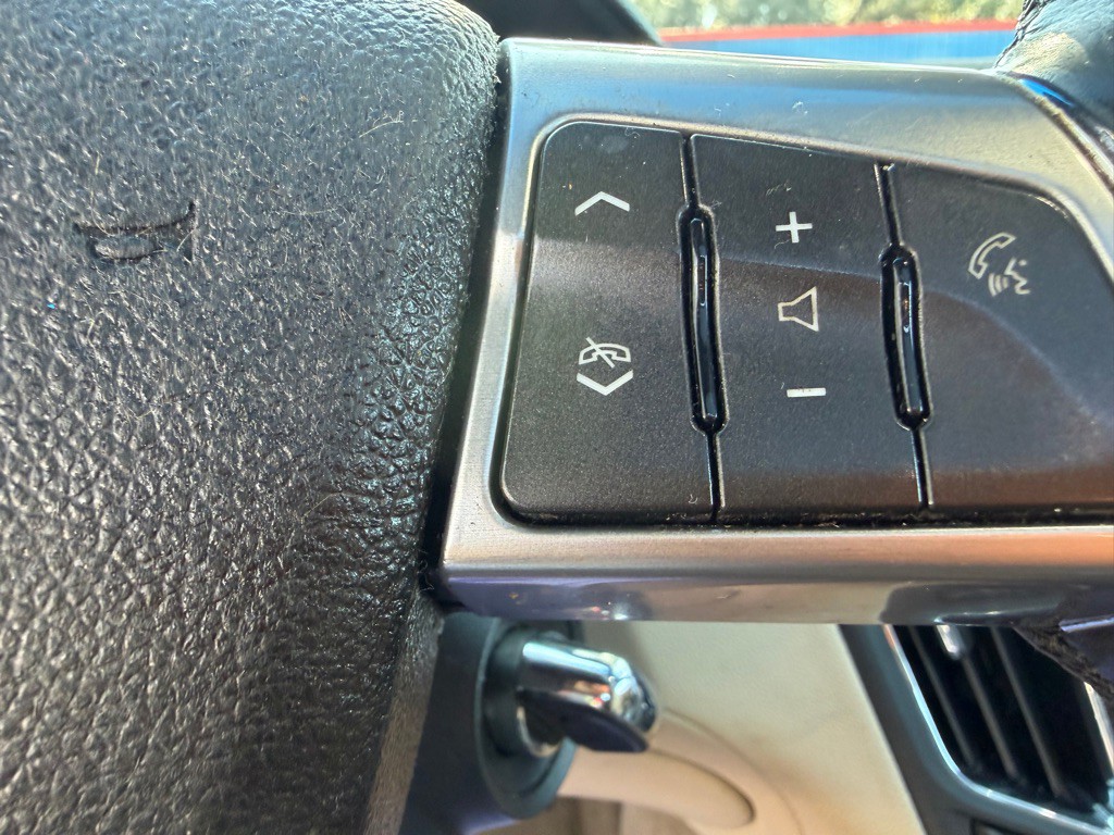 2011 Cadillac CTS Image 16