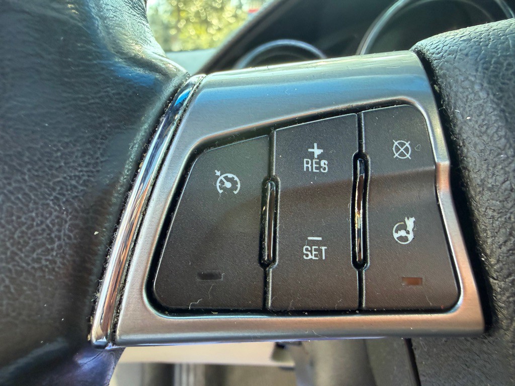 2011 Cadillac CTS Image 17