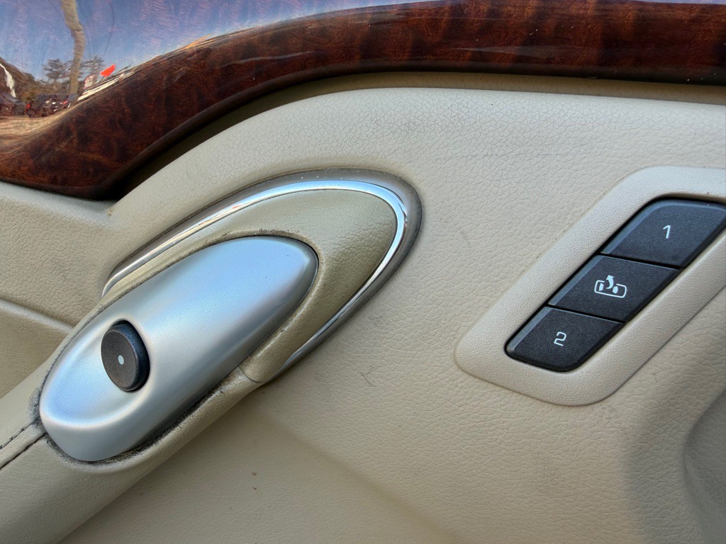 2011 Cadillac CTS Image 27