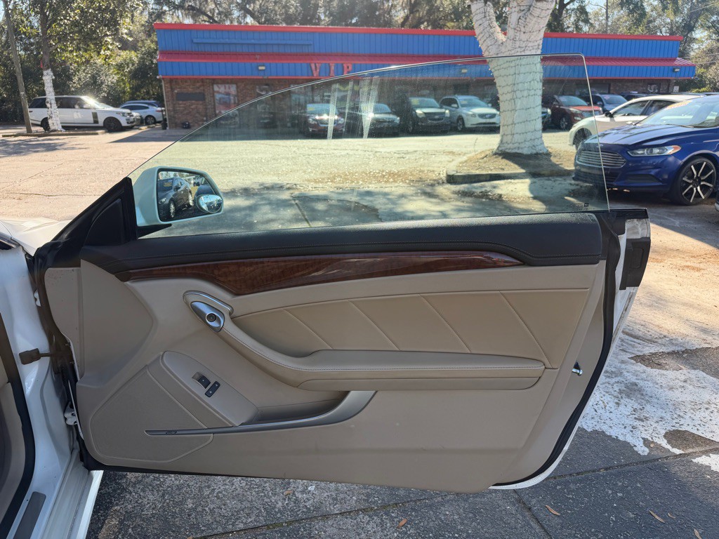 2011 Cadillac CTS Image 30