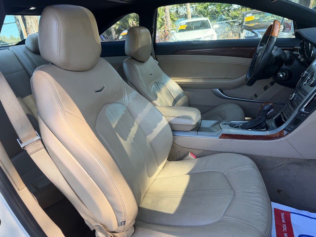 2011 Cadillac CTS Image 31