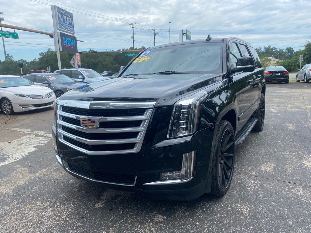 2015 Cadillac Escalade Image 1