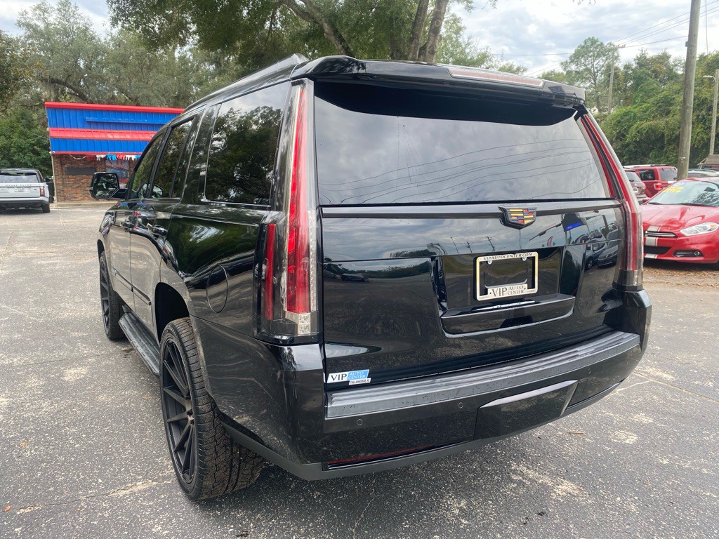 2015 Cadillac Escalade Image 7