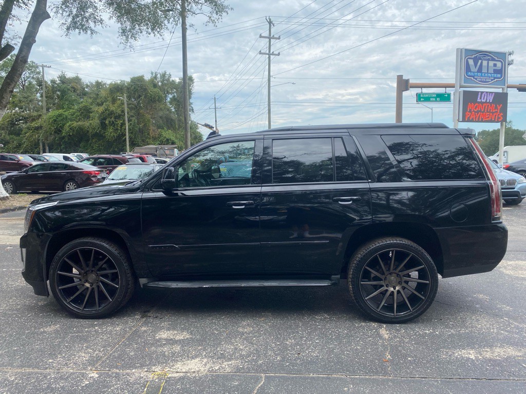 2015 Cadillac Escalade Image 8