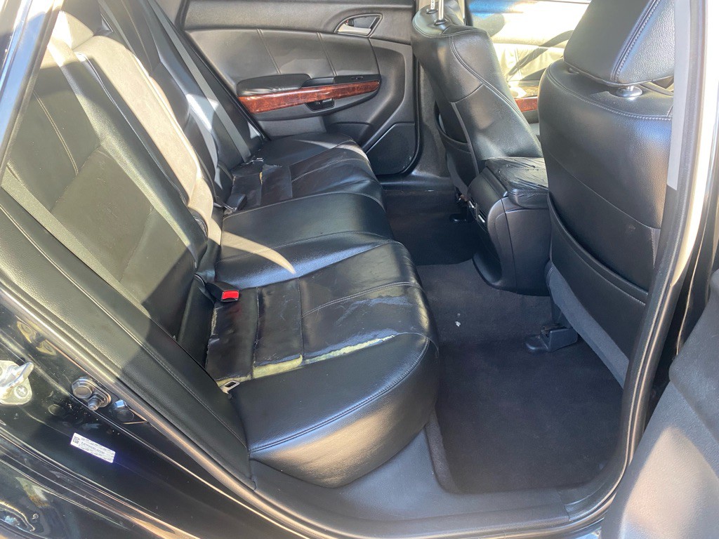 2012 Honda Crosstour Image 16