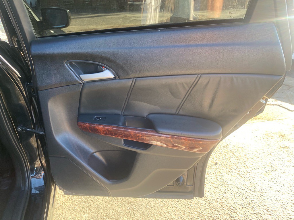 2012 Honda Crosstour Image 17