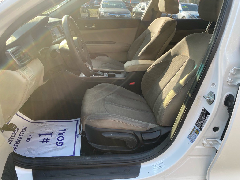 2017 Kia Optima Image 12