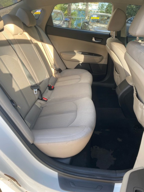 2017 Kia Optima Image 17