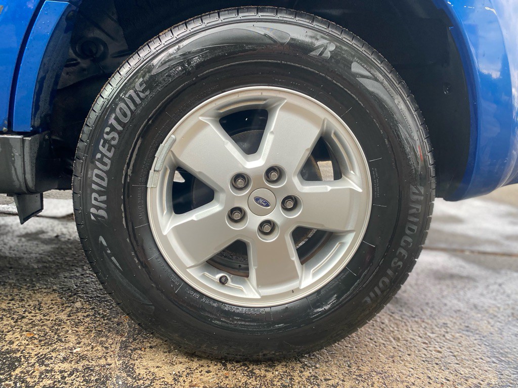 2011 Ford Escape Image 9