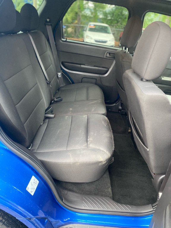 2011 Ford Escape Image 16