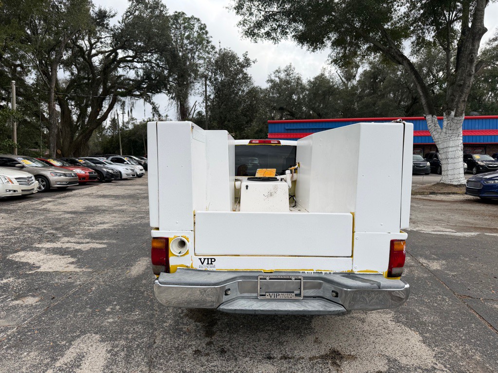 2012 Nissan Frontier Image 4