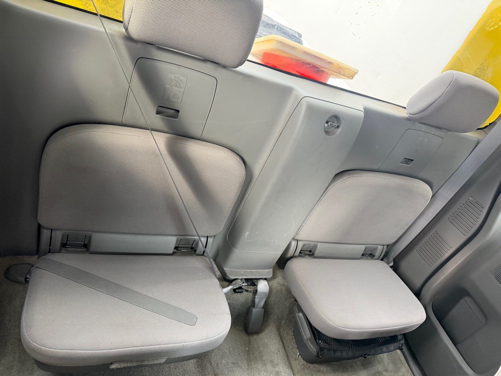 2012 Nissan Frontier Image 25