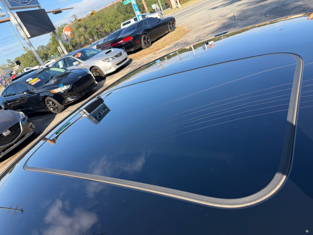 2018 Mercedes-Benz C-Class Image 28