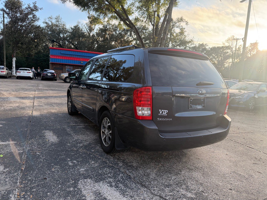 2014 Kia Sedona Image 3