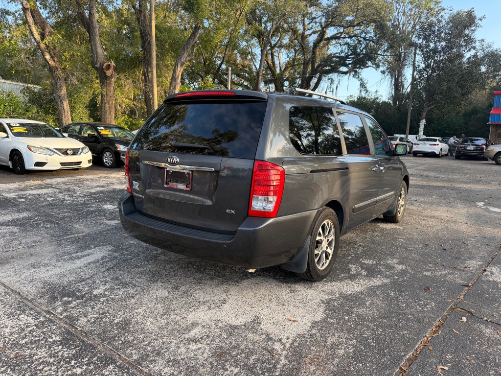 2014 Kia Sedona Image 5