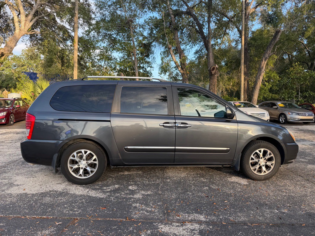 2014 Kia Sedona Image 6