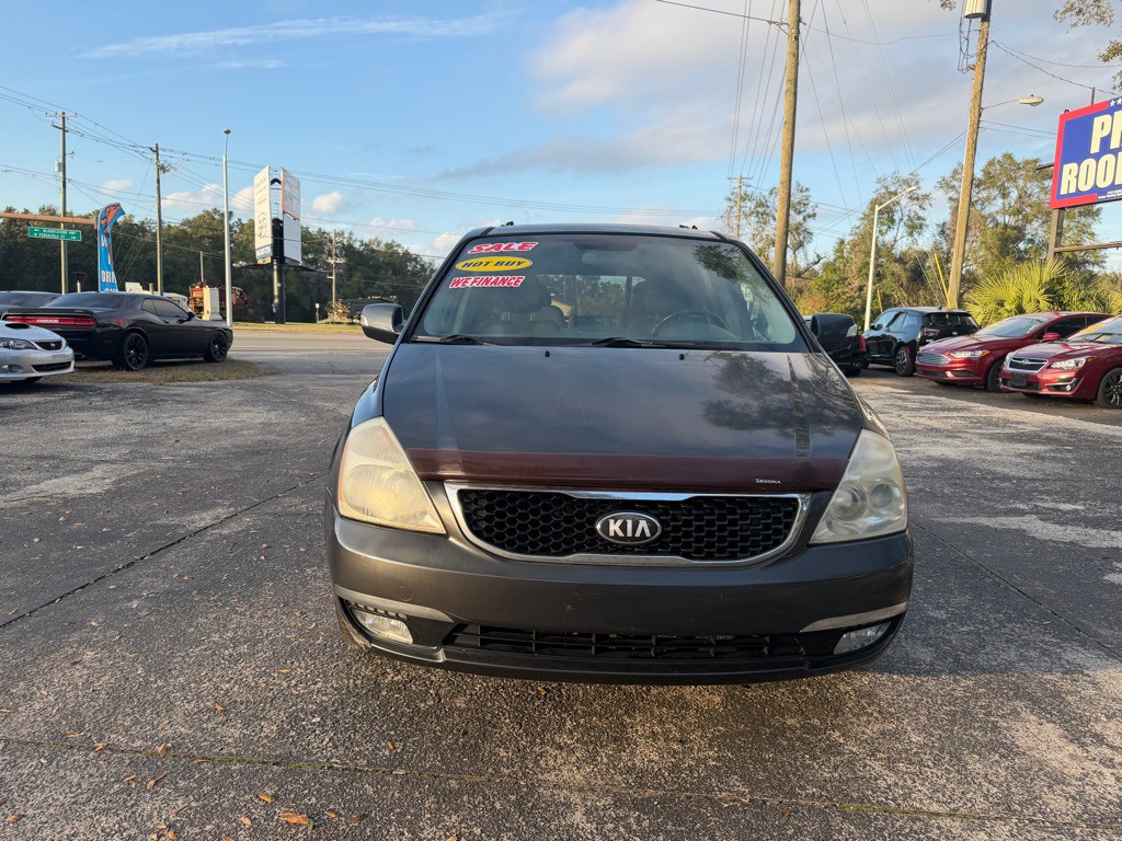 2014 Kia Sedona Image 8