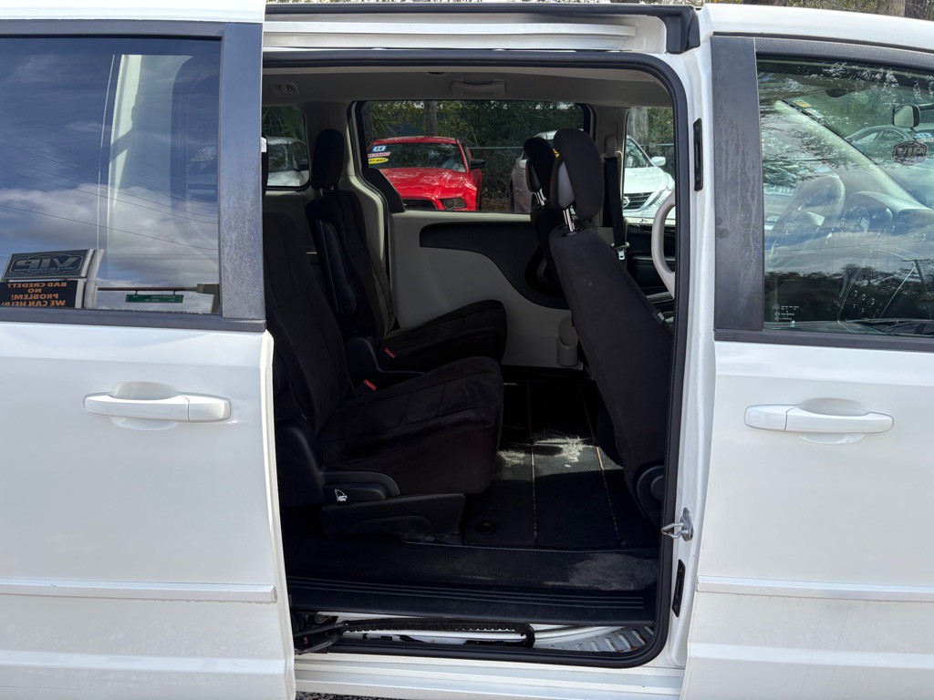 2012 Dodge Grand Caravan Image 13