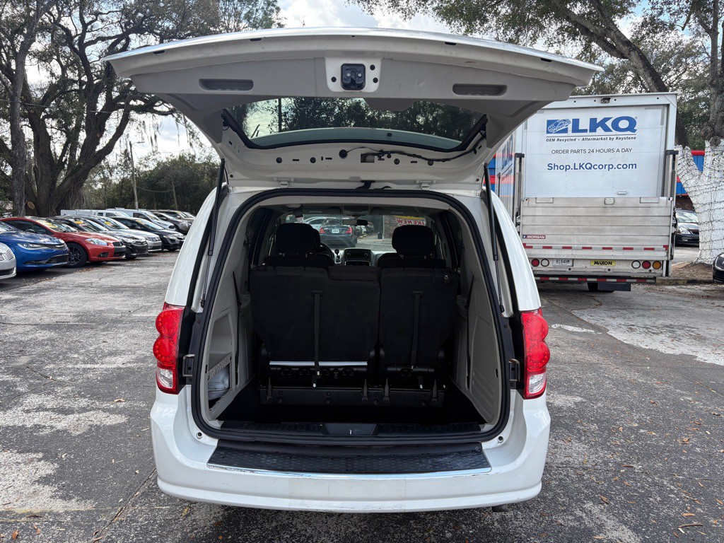 2012 Dodge Grand Caravan Image 17