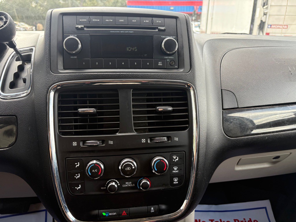 2012 Dodge Grand Caravan Image 28