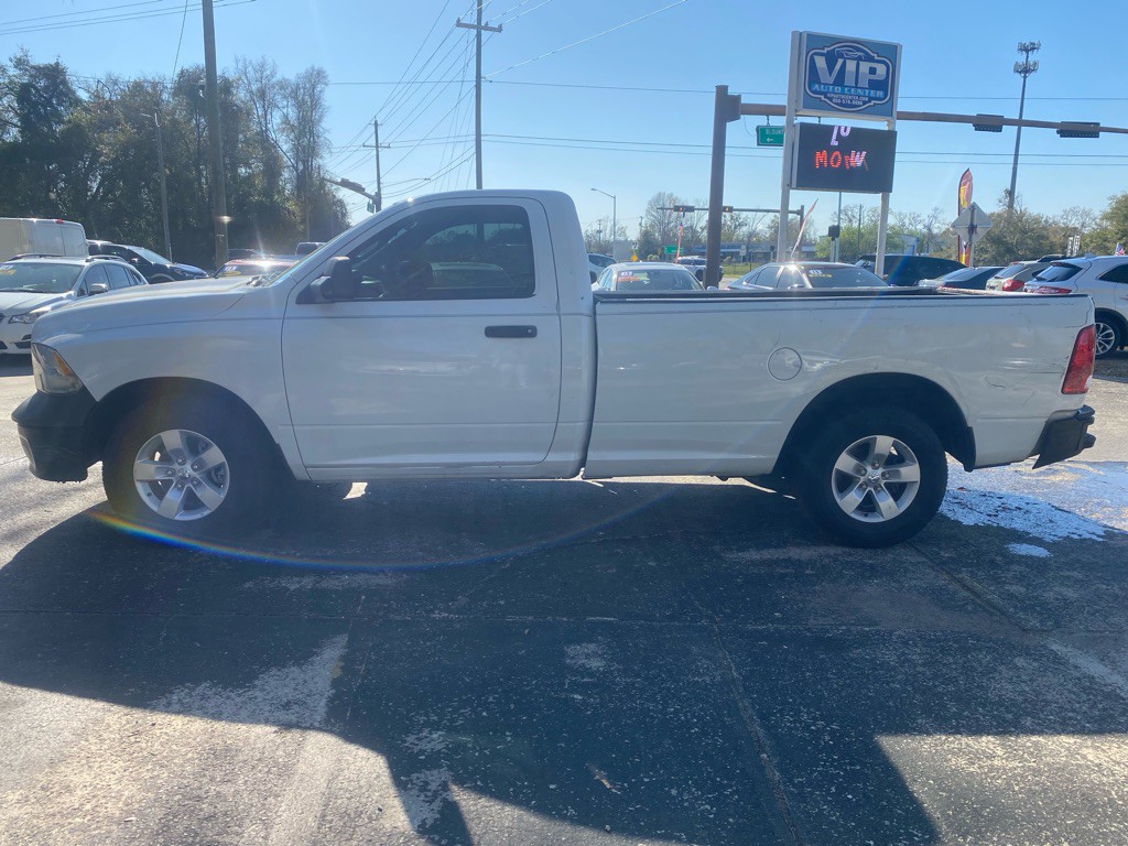 2015 RAM 1500 Image 2