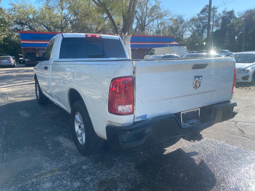 2015 RAM 1500 Image 3