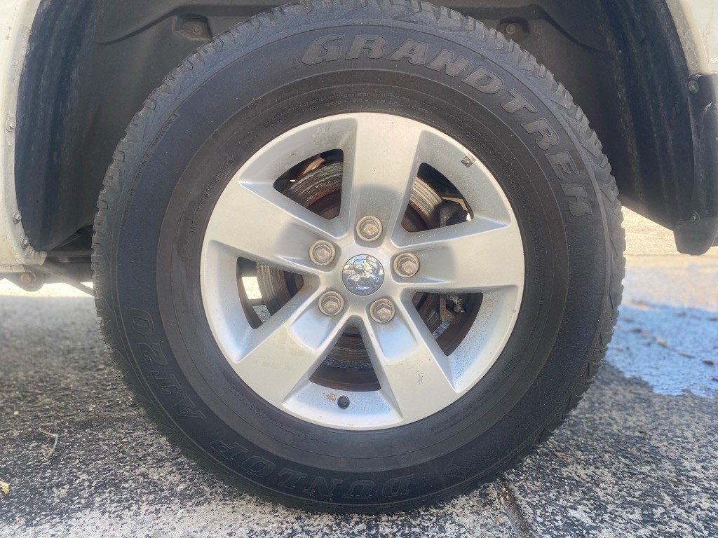 2015 RAM 1500 Image 9