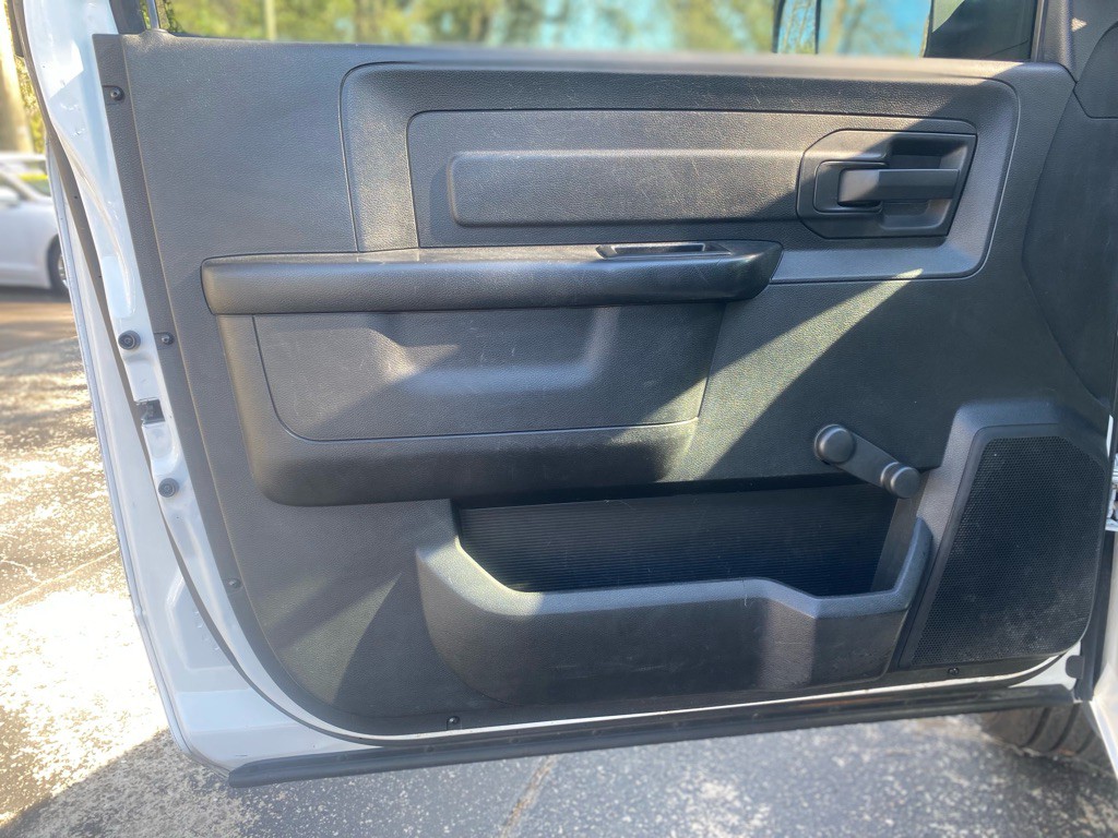 2015 RAM 1500 Image 13