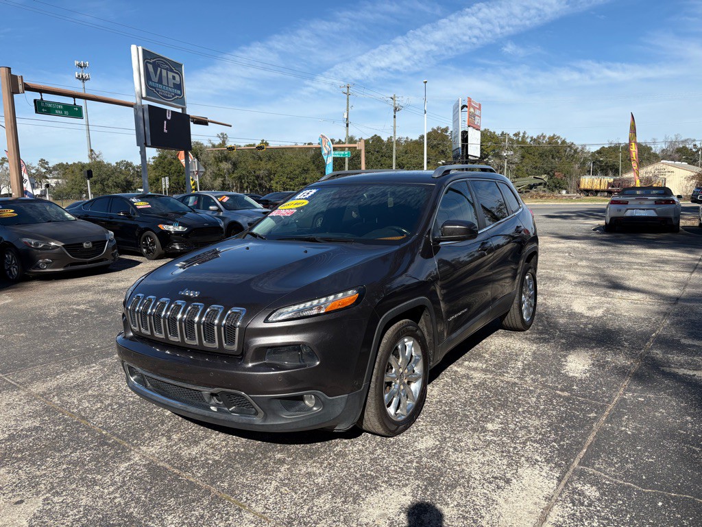 2015 Jeep Cherokee Image 1