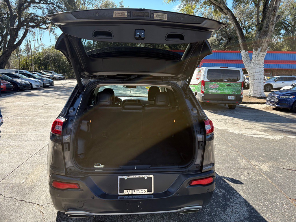 2015 Jeep Cherokee Image 28