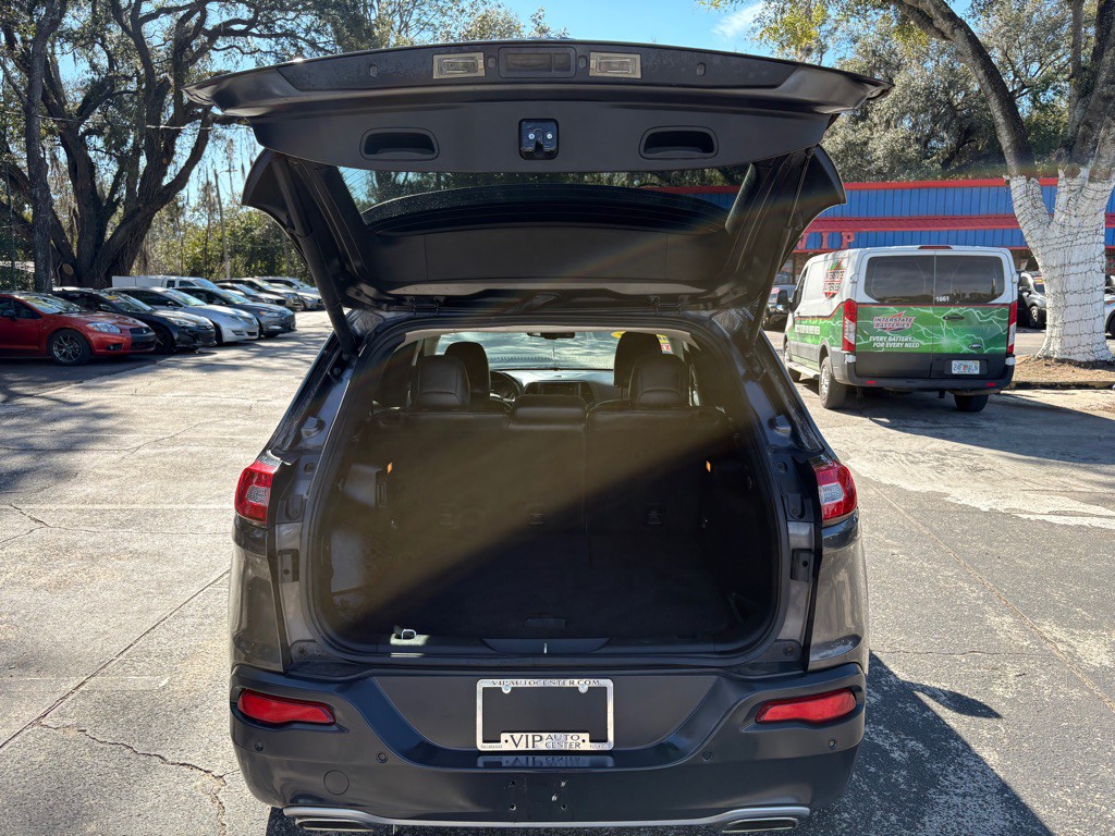 2015 Jeep Cherokee Image 29