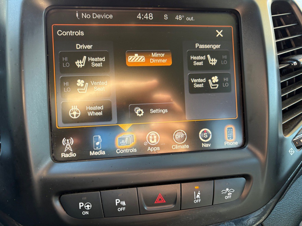 2015 Jeep Cherokee Image 31