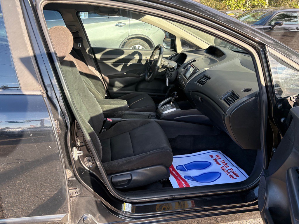 2011 Honda Civic Image 10