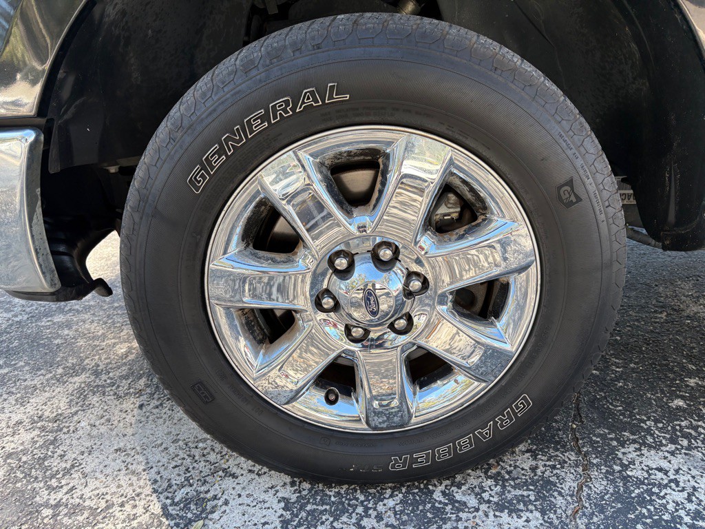 2014 Ford F-150 Image 9