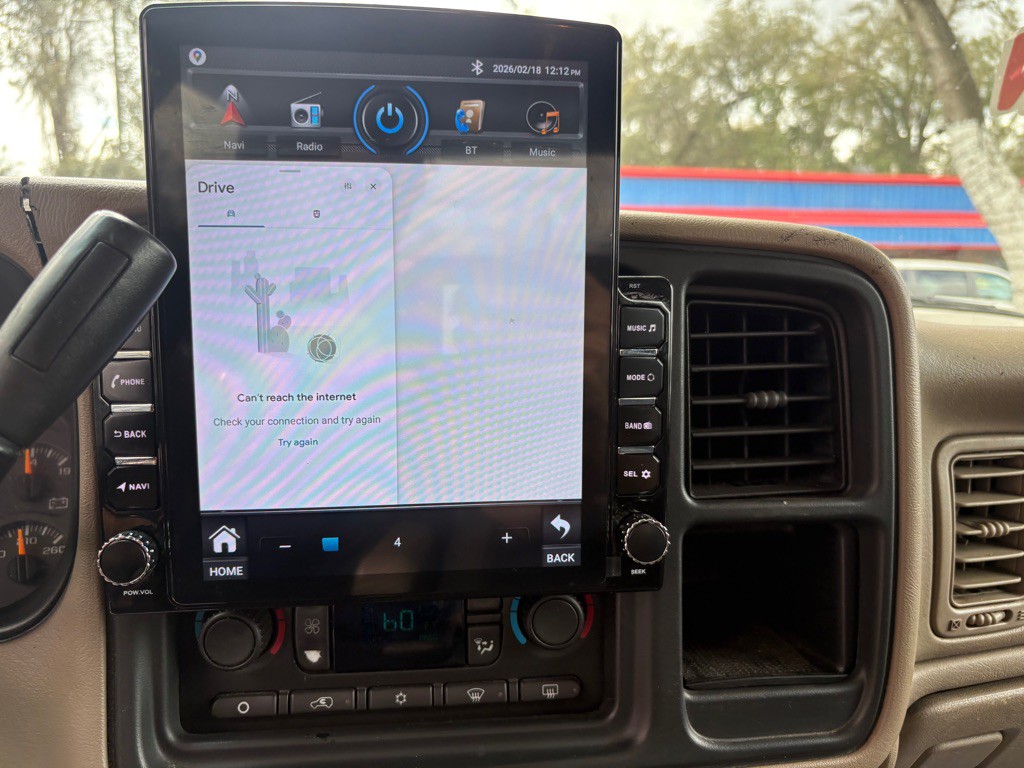 2003 Chevrolet Avalanche Image 25