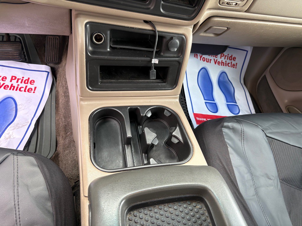 2003 Chevrolet Avalanche Image 28