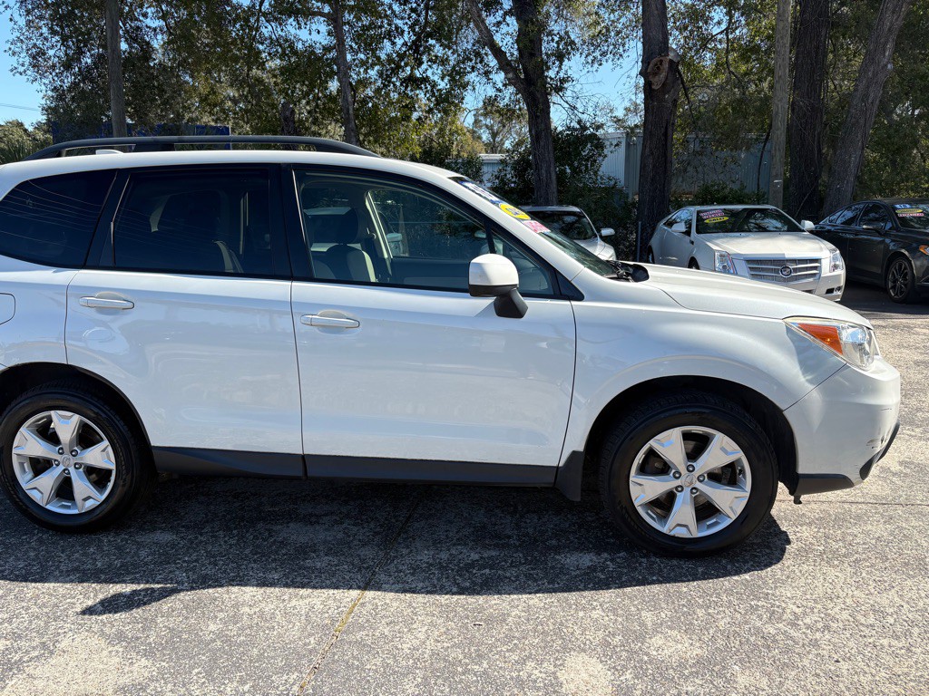 2016 Subaru Forester Image 5