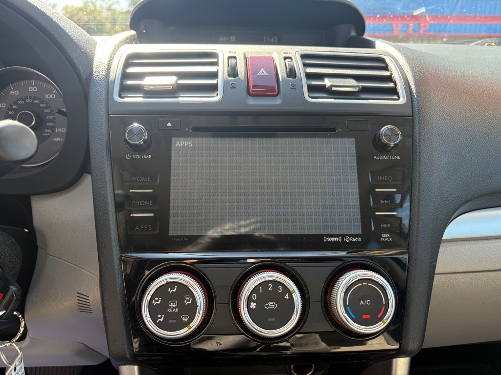 2016 Subaru Forester Image 24