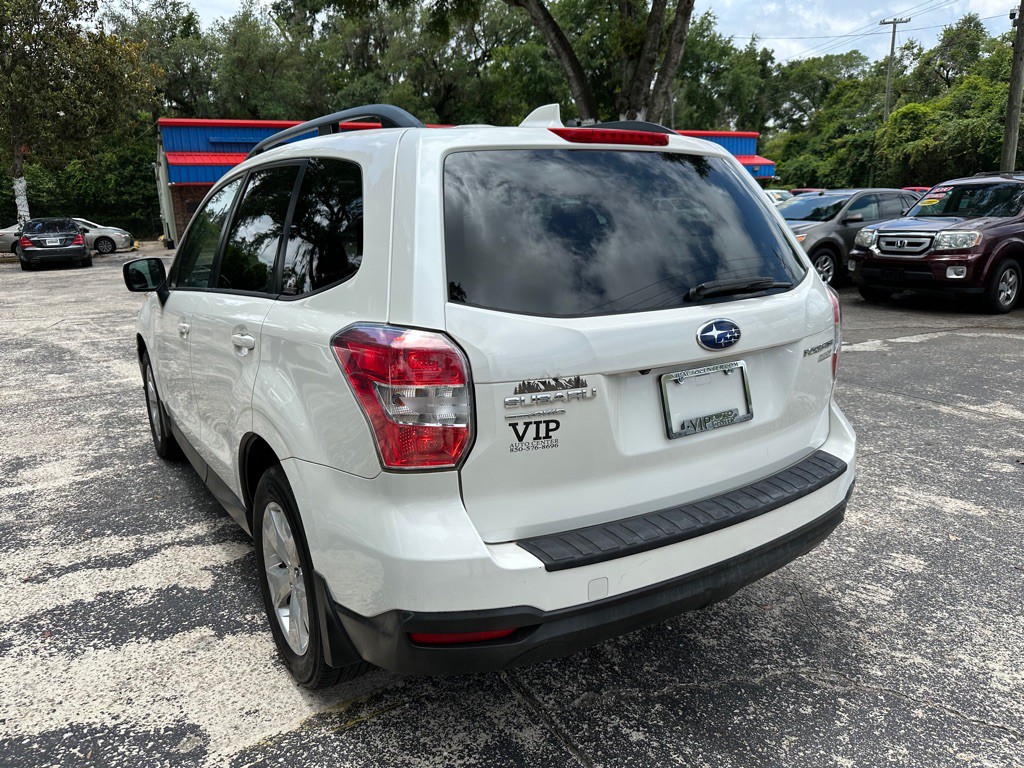 2016 Subaru Forester Image 3