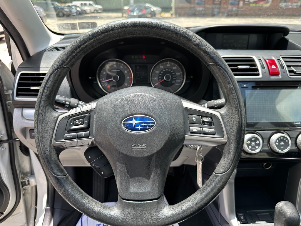 2016 Subaru Forester Image 24