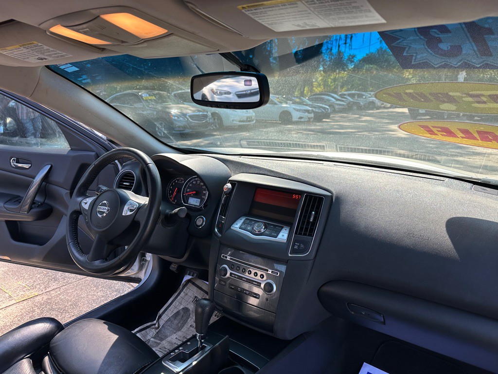 2013 Nissan Maxima Image 22
