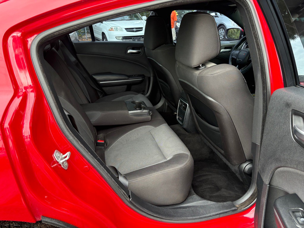 2015 Dodge Charger Image 15