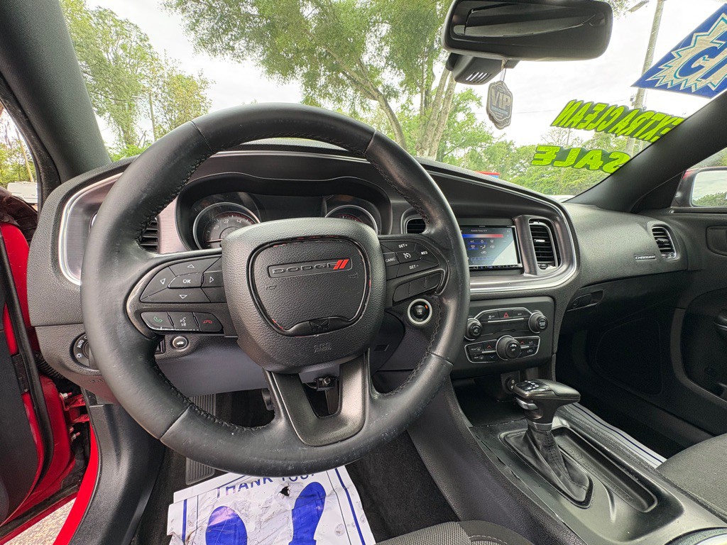 2015 Dodge Charger Image 18