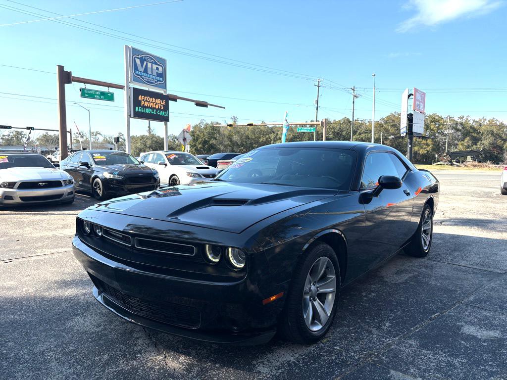 2019 Dodge Challenger Image 1