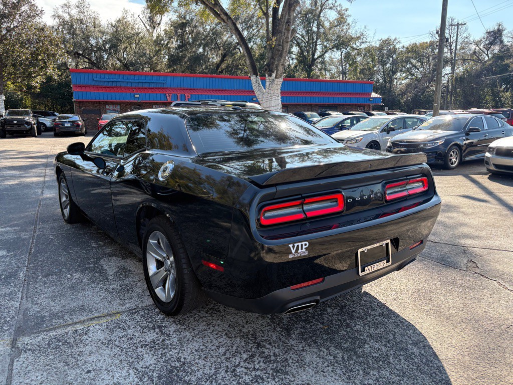 2019 Dodge Challenger Image 3