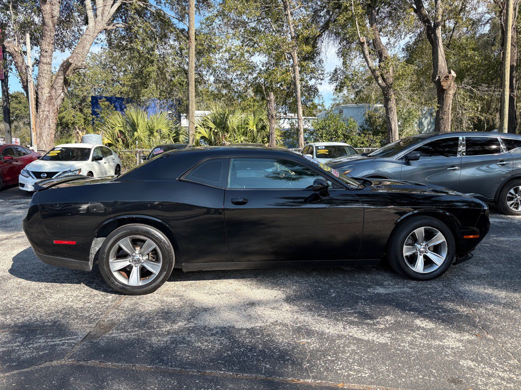2019 Dodge Challenger Image 6