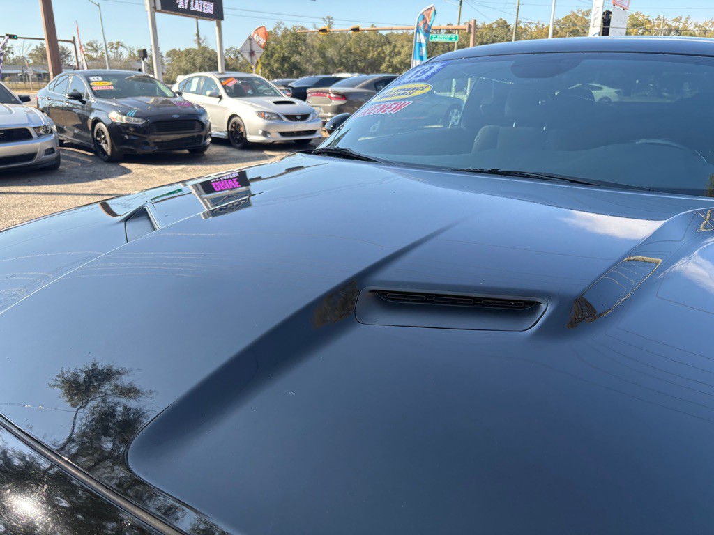 2019 Dodge Challenger Image 9