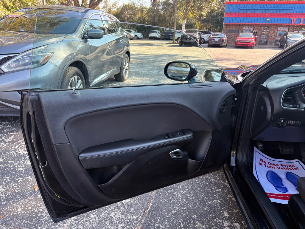 2019 Dodge Challenger Image 11