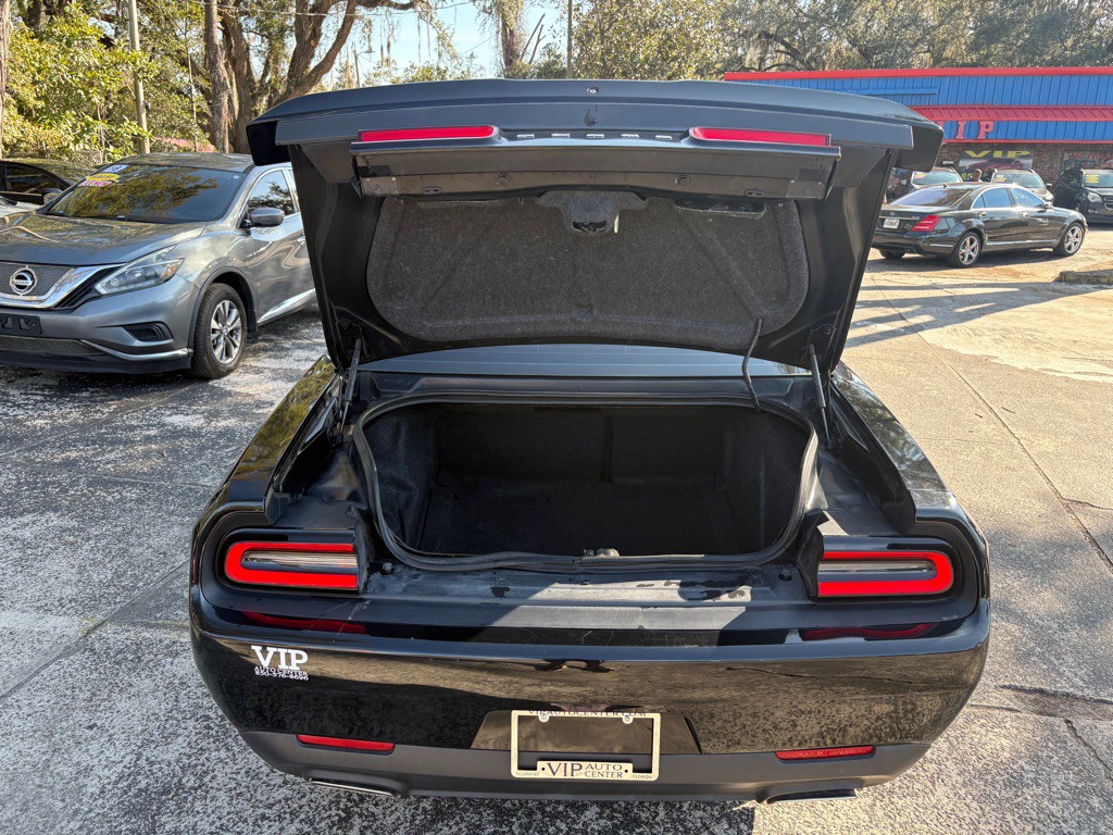 2019 Dodge Challenger Image 18