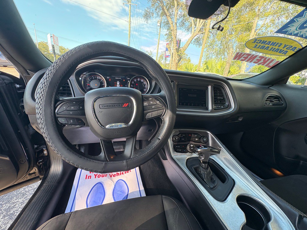 2019 Dodge Challenger Image 24